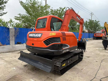 Excavadora de cadenas Doosan DX 75: foto 5
