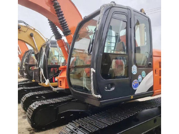 Excavadora de cadenas Hitachi 135US-6: foto 4