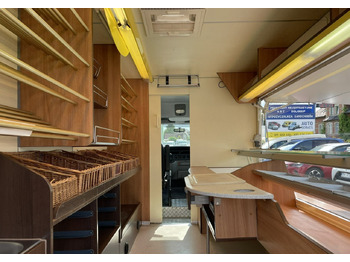Camión tienda Renault Master Autosklep pieczywa Sklep Gastronomiczny Food Truck Foodtruck 2009: foto 3