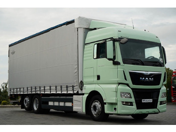 Camión lona MAN TGX 26.440