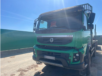 Camión forestal VOLVO FMX