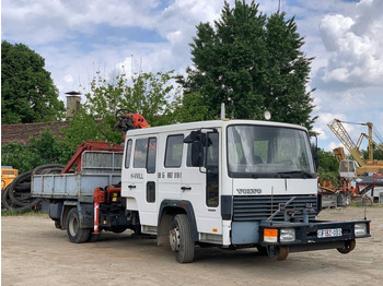 Camión grúa VOLVO FL