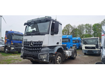 Leasing de Mercedes-Benz 1840 HD 4x4 Arocs Mercedes-Benz 1840 HD 4x4 Arocs: foto 1 Leasing de Mercedes-Benz 1840 HD 4x4 Arocs Mercedes-Benz 1840 HD 4x4 Arocs: foto 1