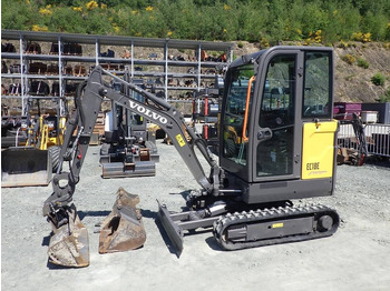 Miniexcavadora VOLVO EC18E