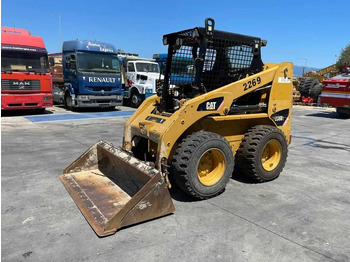 Minicargadora CAT 236 B: foto 3