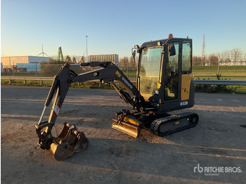 Miniexcavadora VOLVO EC20D