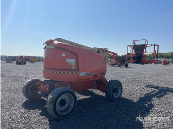 Plataforma articulada JLG