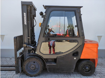 Carretilla elevadora diésel DOOSAN