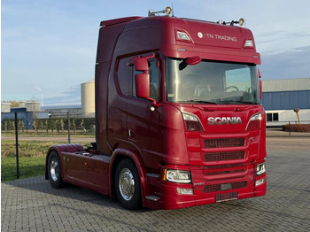 Cabeza tractora SCANIA R 580