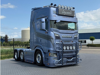 Cabeza tractora SCANIA S 650