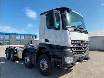 Camión chasis MERCEDES-BENZ Arocs