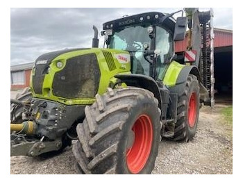 Tractor CLAAS Axion 870