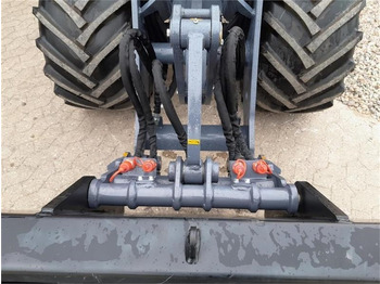 Cargadora articulada Eurotrac w13f: foto 4