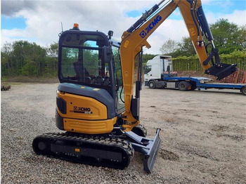 Miniexcavadora XCMG XE27E