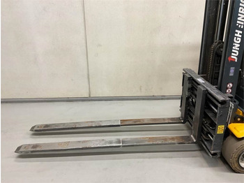 Carretilla elevadora eléctrica Jungheinrich EFG 218: foto 5 Carretilla elevadora eléctrica Jungheinrich EFG 218: foto 5