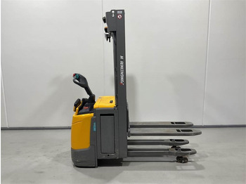 Apilador JUNGHEINRICH