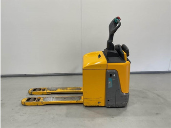 Transpaleta Jungheinrich ERE 125: foto 3 Transpaleta Jungheinrich ERE 125: foto 3