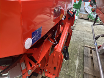 Leasing de  Kuhn Axis 40.2 M-EMC-W Kuhn Axis 40.2 M-EMC-W: foto 5