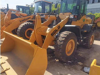 Cargadora de ruedas SDLG