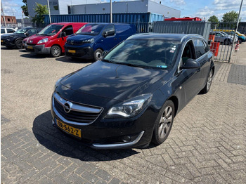 Coche OPEL
