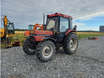 Tractor CASE IH XL