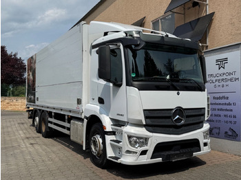 Camión transporte de bebidas MERCEDES-BENZ