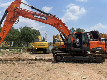 Excavadora de cadenas DOOSAN DX340LC-9C: foto 4