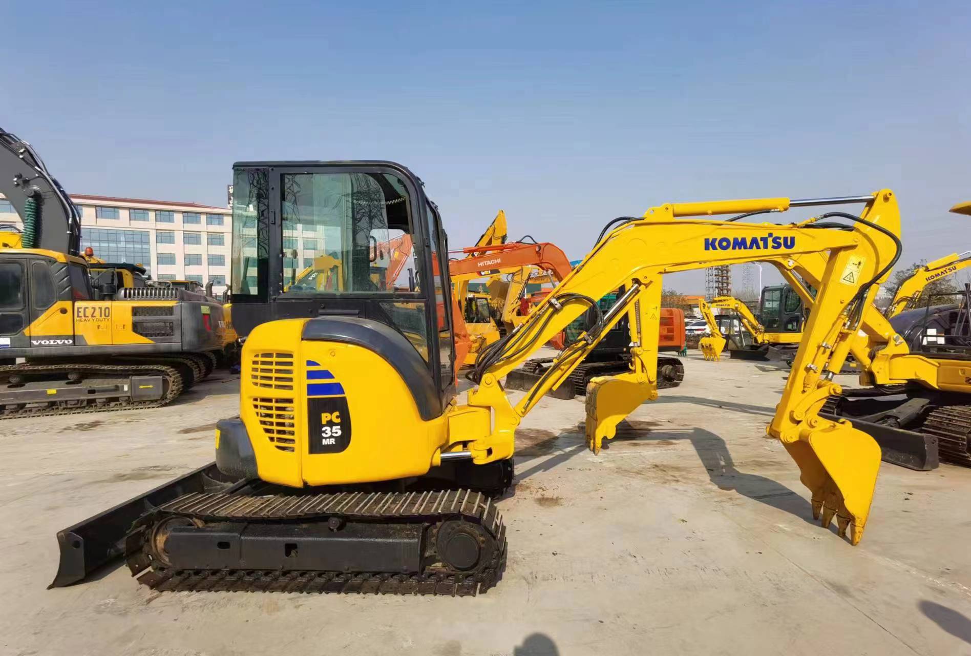 Miniexcavadora KOMATSU PC35