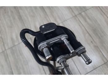 Sistema de escape RENAULT