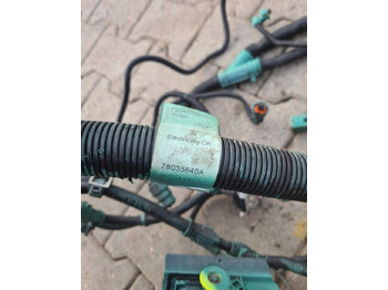 Cables/ Alambres WIĄZKA INSTALACJA SILNIKA VOLVO FH 4 FM 4 D13K 22477020 P02: foto 5 Cables/ Alambres WIĄZKA INSTALACJA SILNIKA VOLVO FH 4 FM 4 D13K 22477020 P02: foto 5
