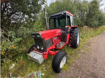 Tractor INTERNATIONAL