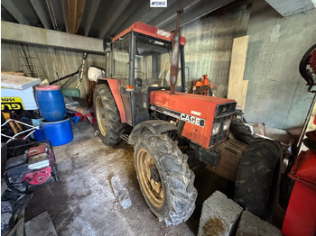 Tractor CASE IH 833
