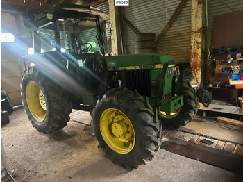 Tractor JOHN DEERE 2850