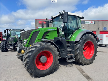 Tractor FENDT 828 Vario