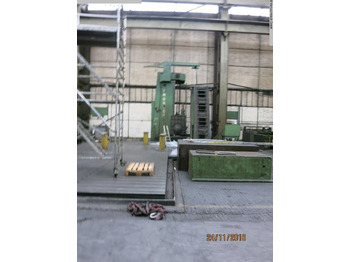 Máquina para metal