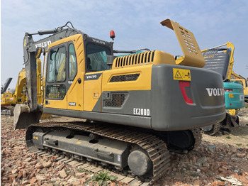 Excavadora de cadenas VOLVO EC200