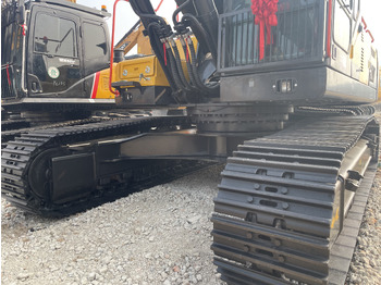 Excavadora de cadenas VOLVO EC360: foto 4
