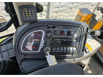 Retroexcavadora JCB: foto 4 Retroexcavadora JCB: foto 4