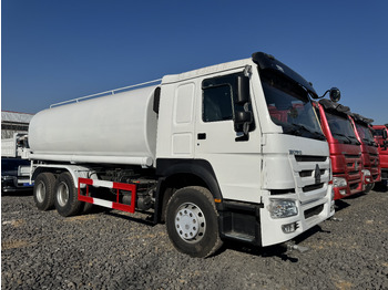 Camión cisterna SINOTRUK HOWO