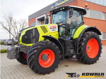 Tractor CLAAS Axion 810