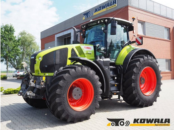 Tractor CLAAS Axion 920