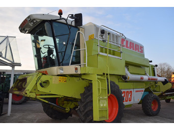 Cosechadora de granos CLAAS Dominator