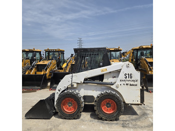 Minicargadora BOBCAT S16