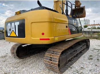 Excavadora de cadenas Caterpillar 330D2L: foto 5