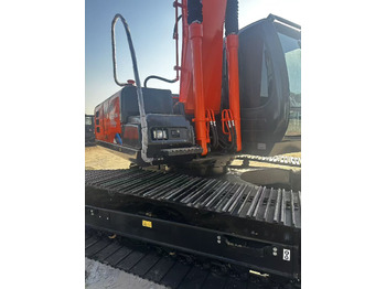 Excavadora HITACHI ZX210: foto 4 Excavadora HITACHI ZX210: foto 4