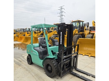 Carretilla elevadora diésel Mitsubishi FD30: foto 4 Carretilla elevadora diésel Mitsubishi FD30: foto 4