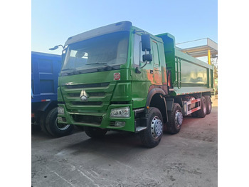 Camión caja cerrada SINOTRUK HOWO