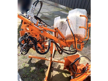 Barredora cucharón UNIMOG