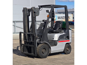 Leasing de Nissan L01A15  Nissan L01A15: foto 5