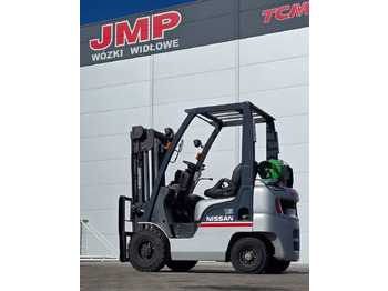 Leasing de Nissan L01A15  Nissan L01A15: foto 1